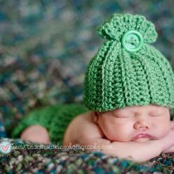 Sack hat and diaper cover set
