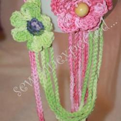 Crochet flower necklace